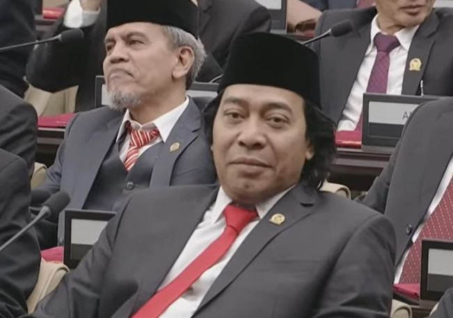 Keras! Komeng Protes Hingga Adu Mulut Dengan Ketua DPD RI