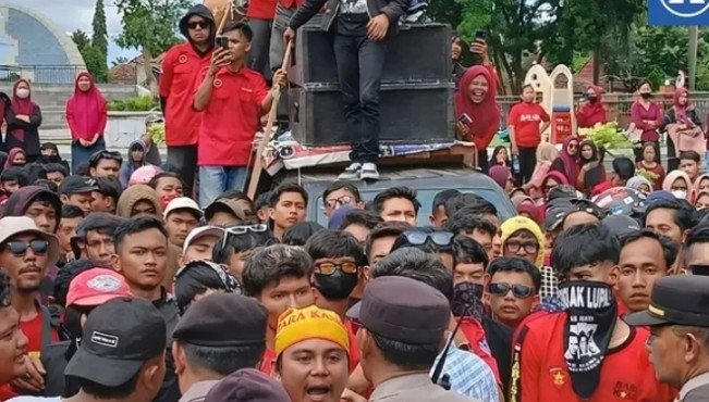 Data Jumlah PHK 2025 Antara Kemnaker dan Apindo Berbeda, Mana yang Benar?