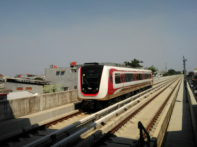 Mulai Besok, LRT Jabodebek Beroperasi Sampai Pukul 23.03 WIB