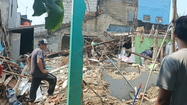 Kesaksian Warga, Detik-Detik Ledakan di Pamulang Rusak 8 Rumah
