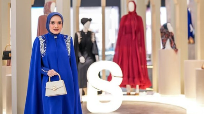 Sosok Linda Anggrea Pemilik Brand Buttonscarves, Diduga Anak Salah Satu Tersangka Korupsi PT Antam