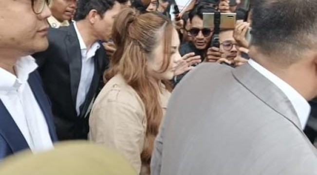 Panas! Lisa Mariana Ancam Seret Ridwan Kamil ke Mahkamah Internasional