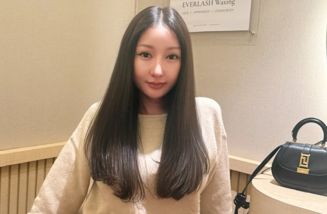 Momen Langka, Lucinta Luna Ungkap Identitas Asli di Depan Pusara Orangtua