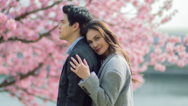 Fokus Pekerjaan, Luna Maya Tunda Kehamilan?