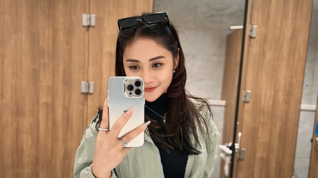 Biodata dan Agama Mala Agatha, Pelantun Iclik Cinta Viral Joget Depan Perpusnas Bung Karno