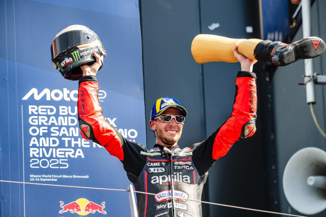 Marco Bezzecchi Antar Aprilia Racing Raih Podium di Misano