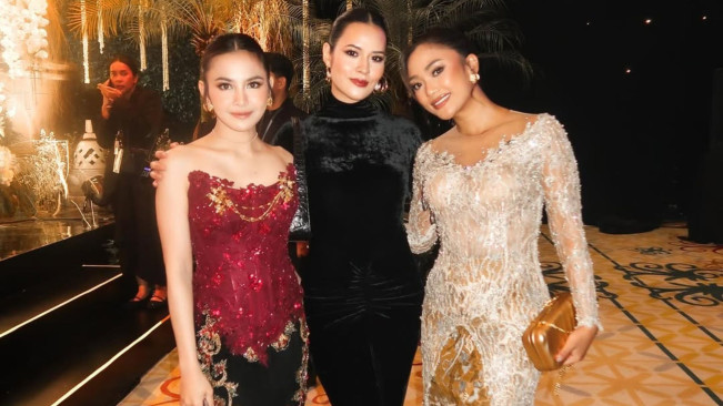 Potret Cantiknya Raisa, Mahalini Hingga Marion Jola Hadir di Ngunduh Mantu Al Ghazali