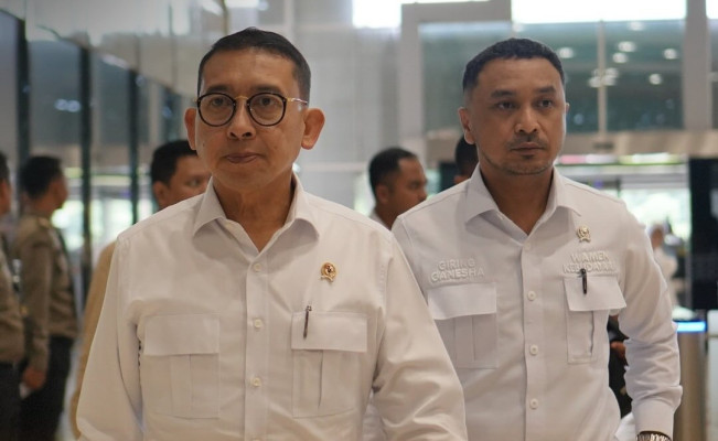 Menteri Kebudayaan Fadli Zon dan Wamenbud Giring Ganesha. [Instagram @kemenkebud]