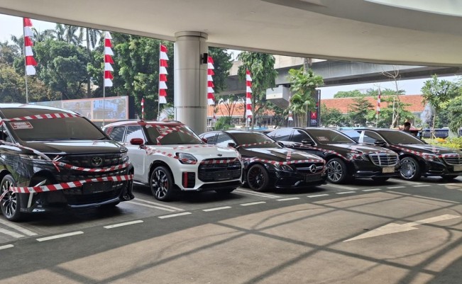 Potret Mobil Mewah Riza Chalid yang Disita Kejagung, Ditemukan Tanpa Nopol