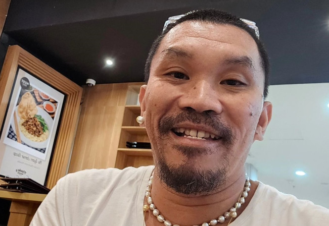 Mongol Mewek Ditipu Rp53 Miliar, 4 Hari Mengurung Diri di Dalam Kamar