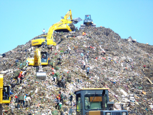 DPR Usul PLN Olah Sampah Bantargebang jadi Sumber Energi
