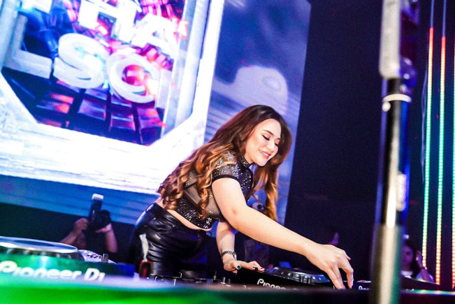 Video Parodi Kehamilan Bikin Geger, Nathalie Holscher Kehilangan Banyak Job