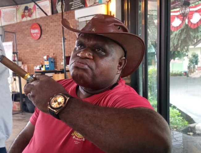 Biodata dan Agama Natalius Pigai