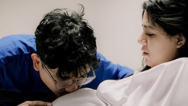 Resmi Jadi Ibu, Nessie Judge Ungkap Arti Nama Indah Putrinya