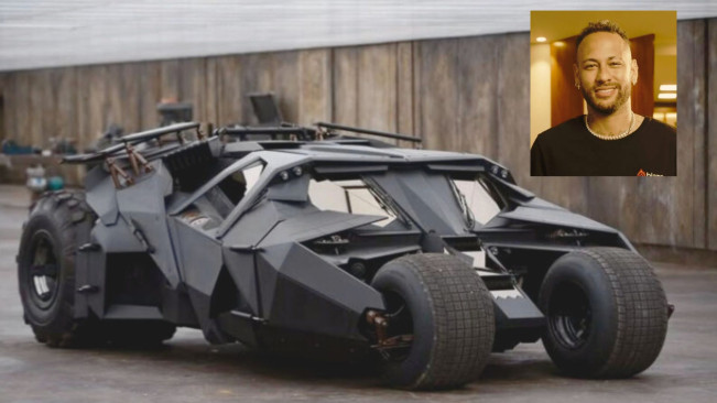 Neymar Bikin Iri Fans Batman, Beli Replika Batmobile Rp23 Miliar