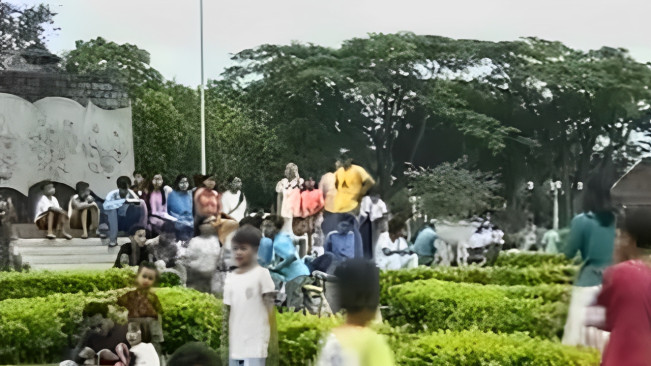 Ramadan 2025 Makin Dekat, Video Suasana Ngabuburit Tahun 90an Ini Bikin Kangen Masa Kecil