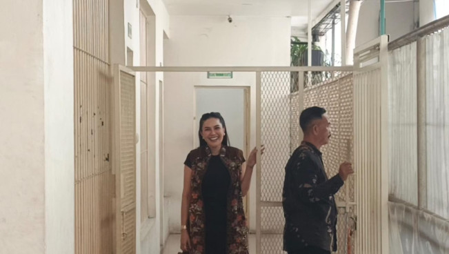 Sosok Sri Sinduwati, Pengacara Baru Nikita Mirzani yang Curi Perhatian dengan Latar Belakang Mentereng