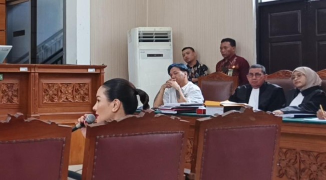 Nggak Nyangka! Ternyata Segini Bayaran Mail Asisten Nikita Mirzani