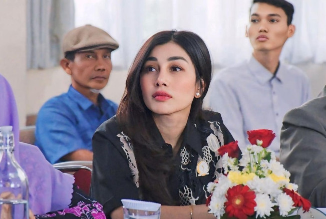 Perdana Sidang di DPRD Jabar, Nisya Ahmad Malah Cengengesan: Maaf, Saya Keringat Dingin