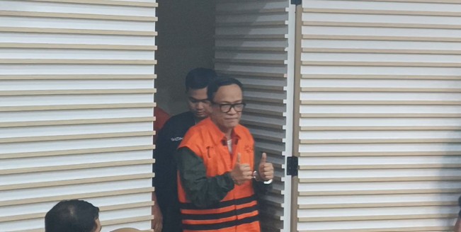 Ironi Immanuel Ebenezer, Dulu Minta Koruptor Dihukum Mati Kini Nangis Minta Amnesti