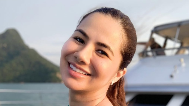 Biodata dan Agama Noor Nabila, Kakak Ameera Khan yang Jadi Sorotan Usai Beri Gestur ‘L’