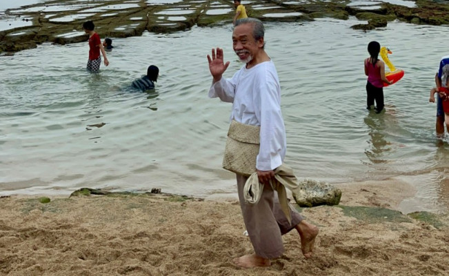 Momen Bopak Castello Jenguk Nurul Qomar Saat Dirawat di RSUD Kabupaten Tangerang