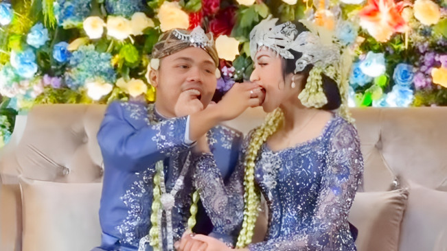 Ochi Rosdiana Sudah Dihalalkan Luthfi Arif Adianto, Maskawin Logam Mulia 22,25 Gram