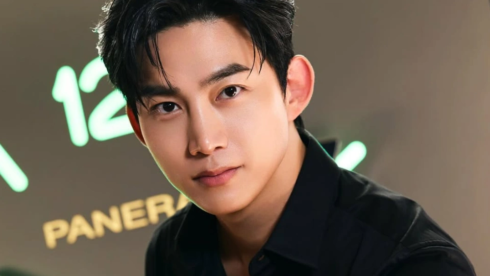 Ok Taecyeon 2PM Resmi Umumkan Pernikahan, Surat Pribadi Buat Penggemar Terharu