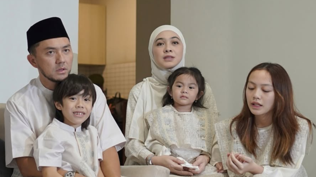 Momen Haru Ananda Omesh dan Dian Ayu Gelar Syukuran Jelang Berangkat Haji