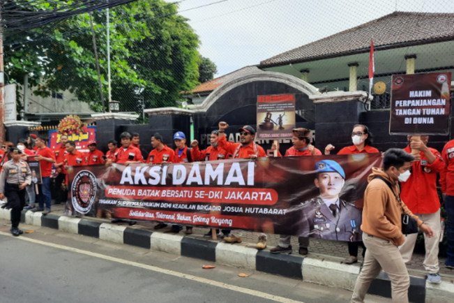 Sidang Sambo, Pemuda Batak Bersatu Gelar Aksi Damai di Depan PN Jakarta Selatan