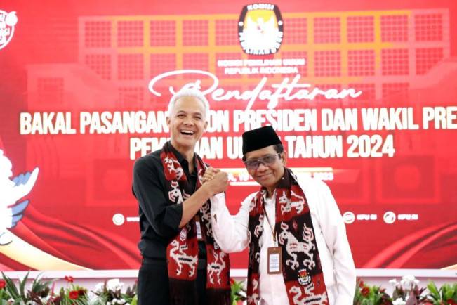 Pesan Ibunda ke Mahfud MD: Tetaplah Lurus dan Jujur