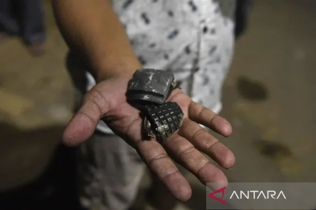 Warga Akui Ada Granat Terlempar Akibat Kebakaran Gudang Amunisi