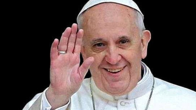 Inikah Sosok Wanita yang Pernah Mengisi Hati Paus Fransiskus Saat Masih Muda?