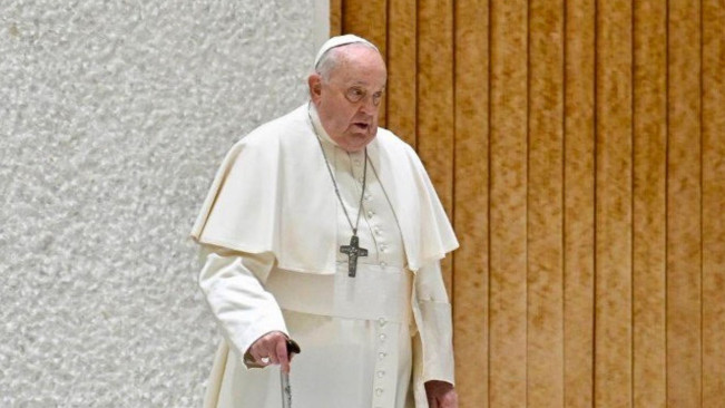 Kata-kata Terakhir Paus Fransiskus di Tengah Sakit Pneumonia
