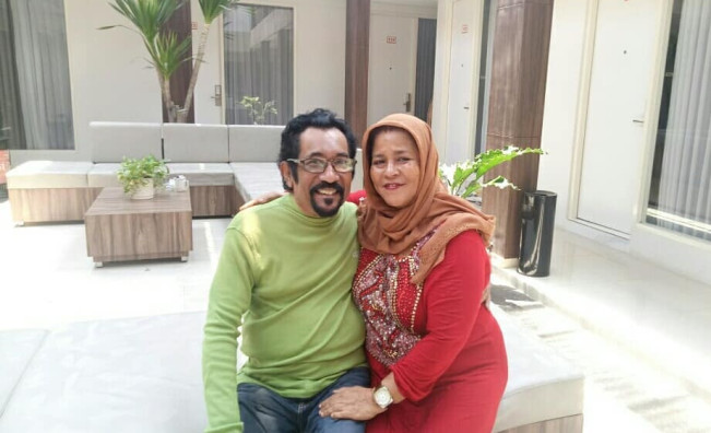 Hamdan ATT dan istri. [Instagram]