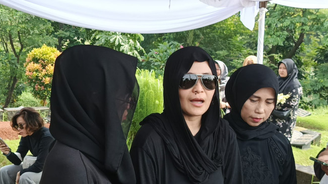 Berlinang Air Mata, Mita The Virgin Ungkap Keinginan Ibu Sebelum Meninggal