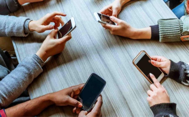 Kampanye Digital Kian Masif, Gen-Z Tak Langsung Percaya
