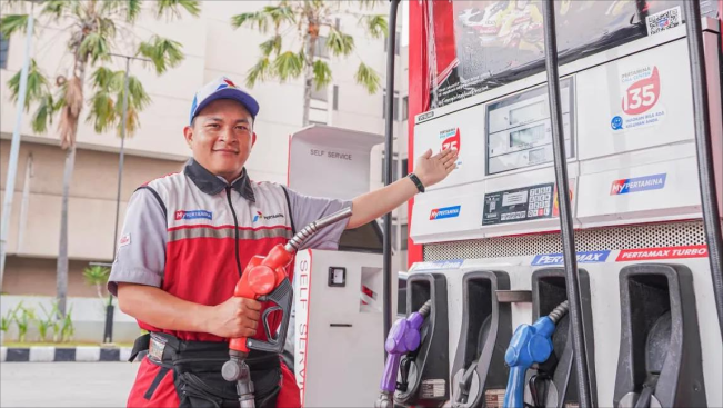 Harga BBM Terbaru Pertamina Senin, 15 September 2024: Beli Pertamina DEX Lebih Hemat