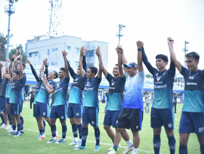 "Maung Bandung" Persib Gelar Latihan di Batam