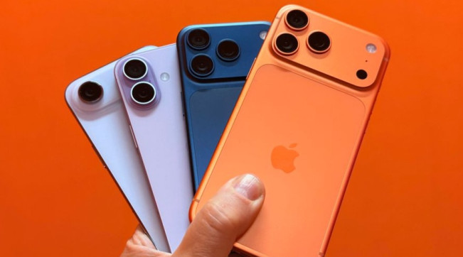 Jajaran iPhone 17 dan iPhone Air Laris Manis, Saham Apple Melonjak Tajam
