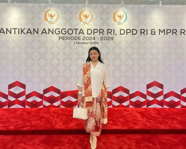 Siapa Nenek Pinka Haprani? Anggota DPR yang Viral Gegara Tas Rp40 Juta