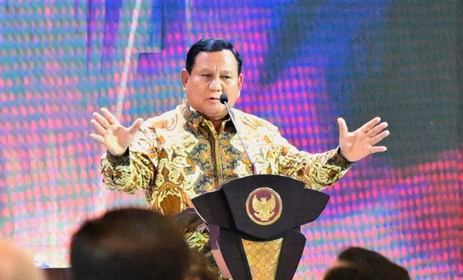 Sidang Kabinet, Prabowo Bangga Baru Sebulan Kerja Bisa Hapus Utang UMKM, Naikkan UMP hingga Gaji Guru