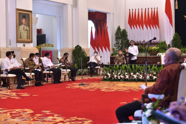 Presiden Minta Pertamina dan PLN Lakukan Efisiensi
