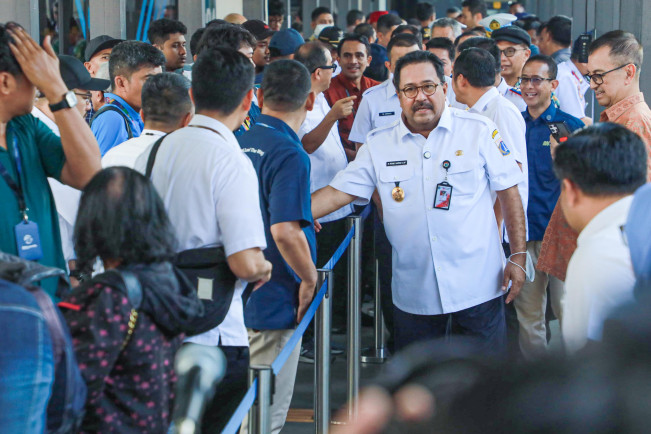 Rano Karno Resmikan Transjabodetabek Rute Sawangan-Lebak Bulus