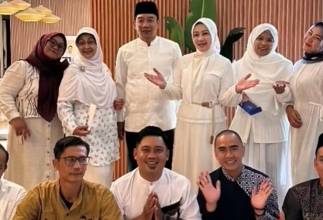 Foto Perdana Ridwan Kamil Pasca Isu Selingkuh dengan Lisa Mariana: Kurang Ceria, Senyumnya Dipaksakan