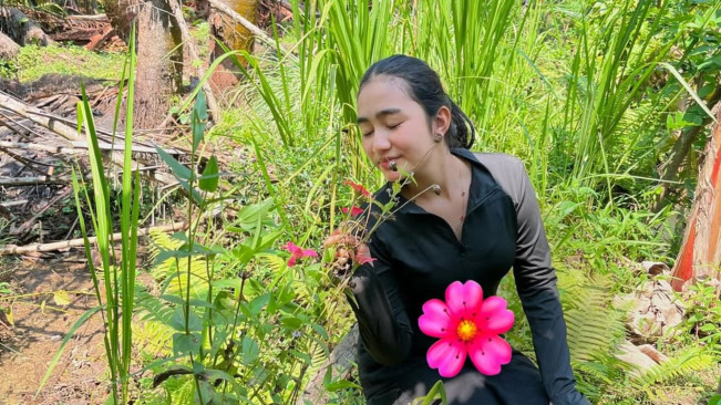 Biodata dan Agama Rumsyah, Gadis Baduy Konten Kreator yang Tolak Ajakan Nikah Pria India