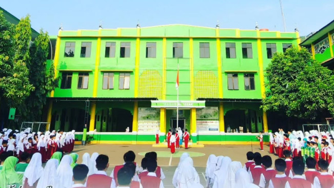 SDIT Al Izzah Kota Serang Tolak MBG: Tiap Anak Punya Sopir Pribadi