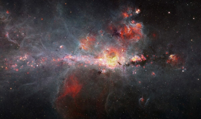 Mungkinkah Bumi Akan Disedot Black Hole?