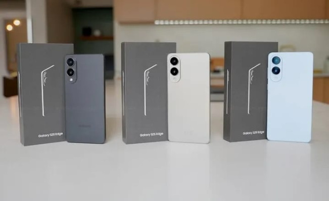 Samsung Galaxy S25 Edge resmi meluncur di Indonesia. [Instagram]