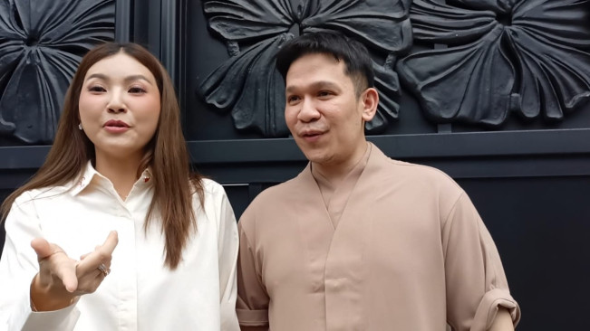 Sarwendah Pantang Keramas Dan Cukur Rambut Saat Imlek, Kok?